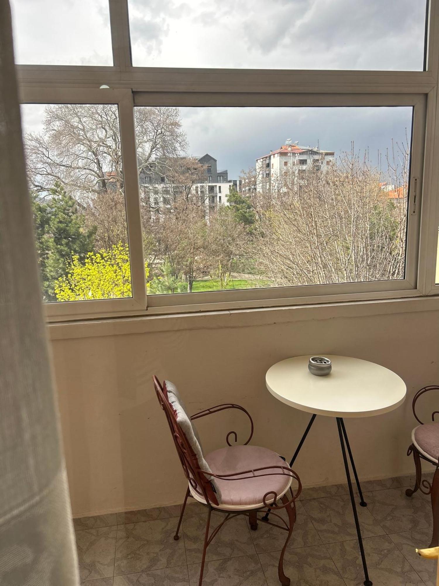 Stela'S Apartment Корча Экстерьер фото
